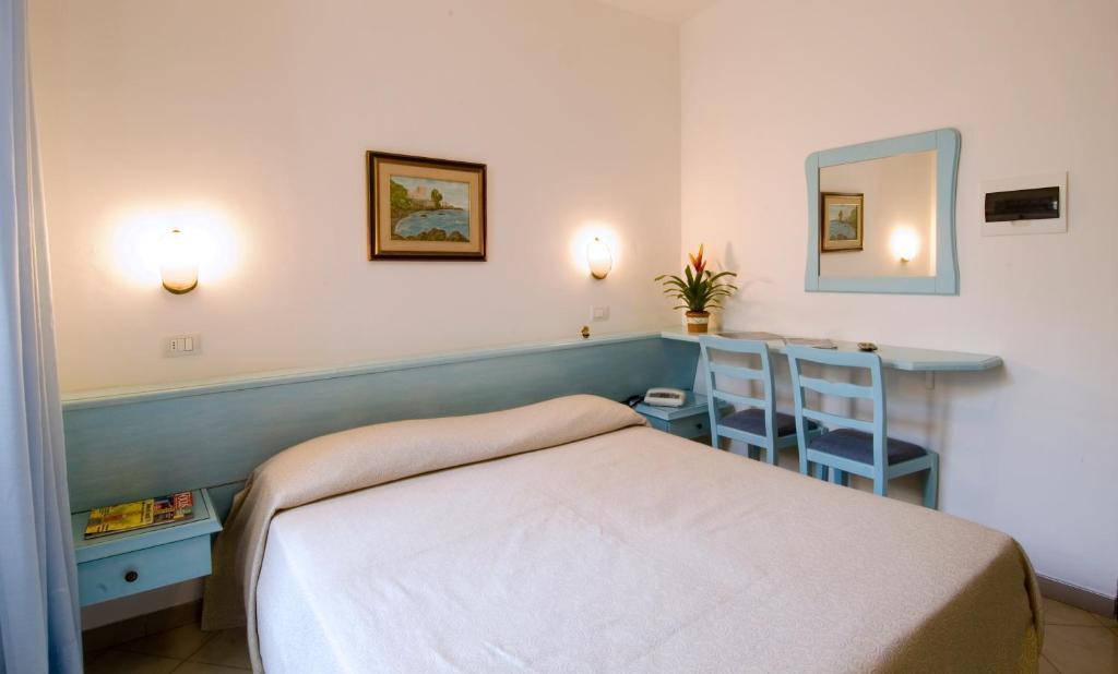 Hotel Eugenio Ischia Pokoj fotografie